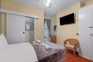 Photo 9- click for photo gallery